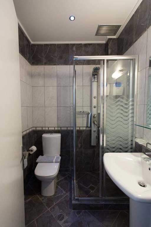 Flisvos Rooms