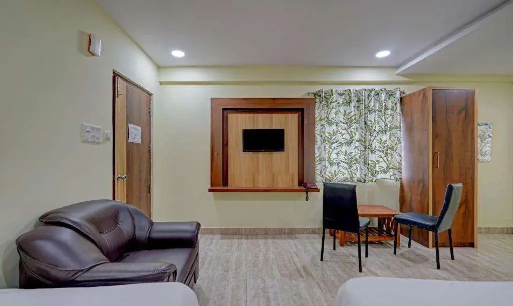 FabHotel Galaxy Shamshabed