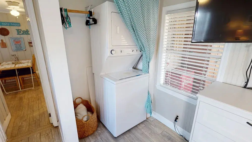 Shore Beats Work 2 Bedroom Home