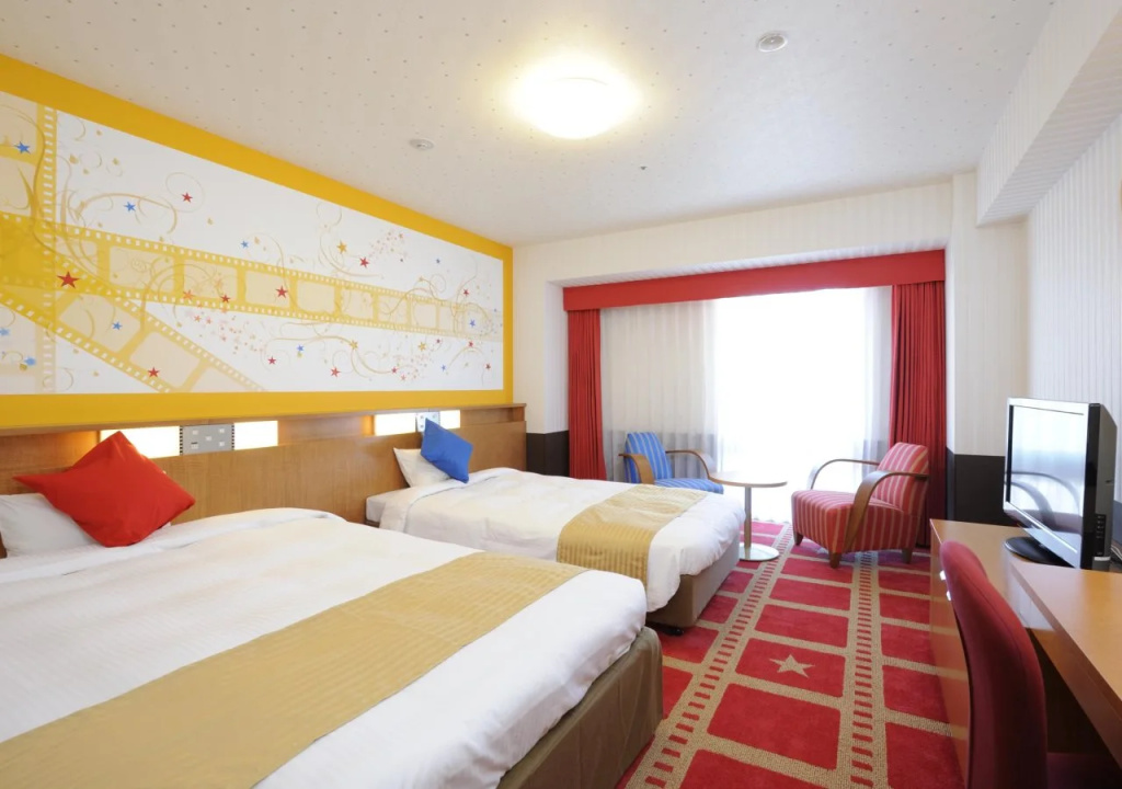 ORIENTAL HOTEL UNIVERSAL CITY