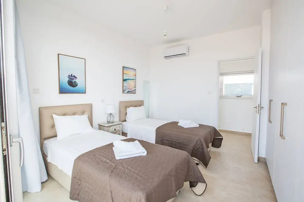 Villa Prol20, Contemporary 3bdr Protaras Villa With Pool, Close to the Beaches