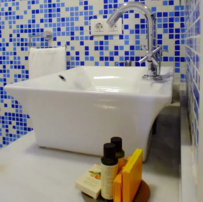 Benali Guest House