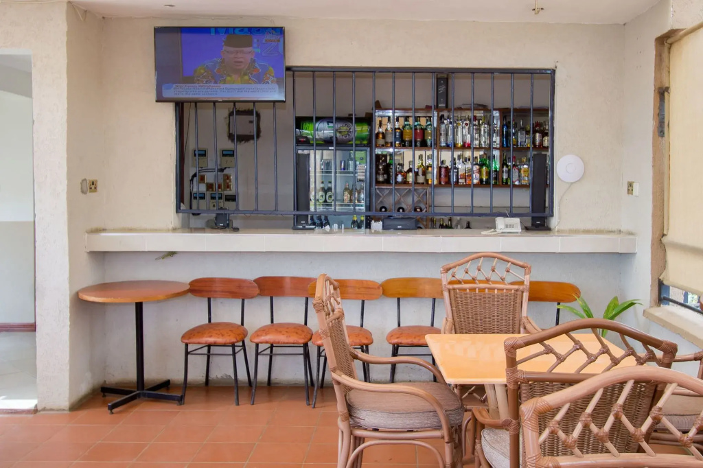 VICTORIA COMFORT INN