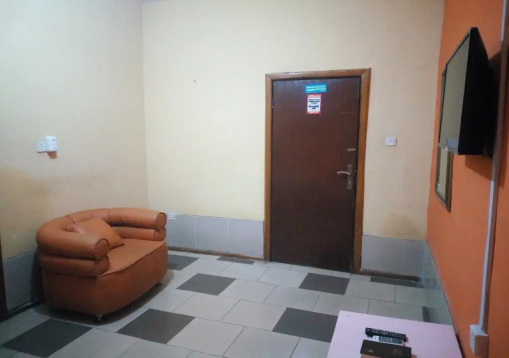 Crown Hotel
