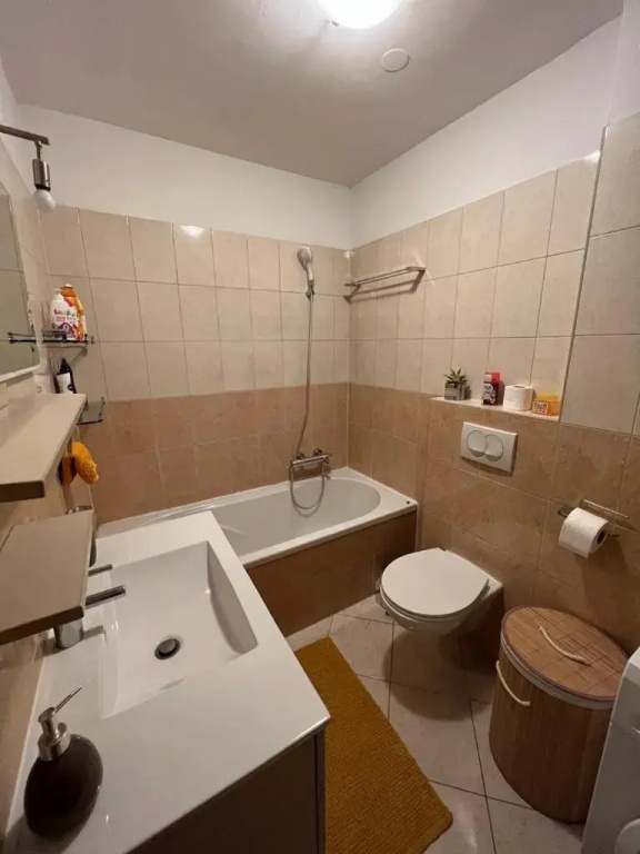 Apartman West