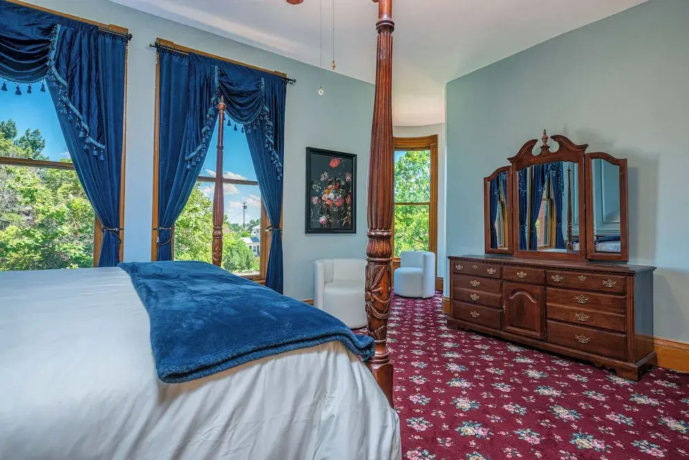 Orman Mansion - Pueblo's Most Luxurious Stay!