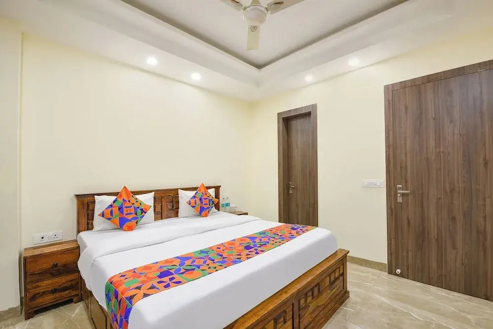 Fabhotel Alpha Stayz