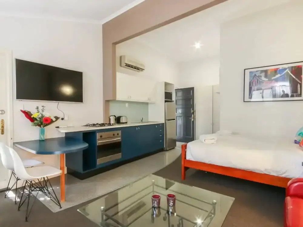 Comfortable Studio near New Farm Park