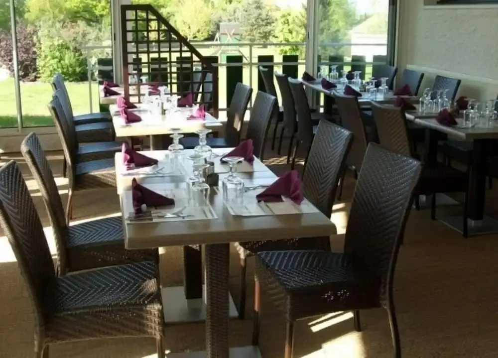 Le Charollais Motel Contact-Hôtel
