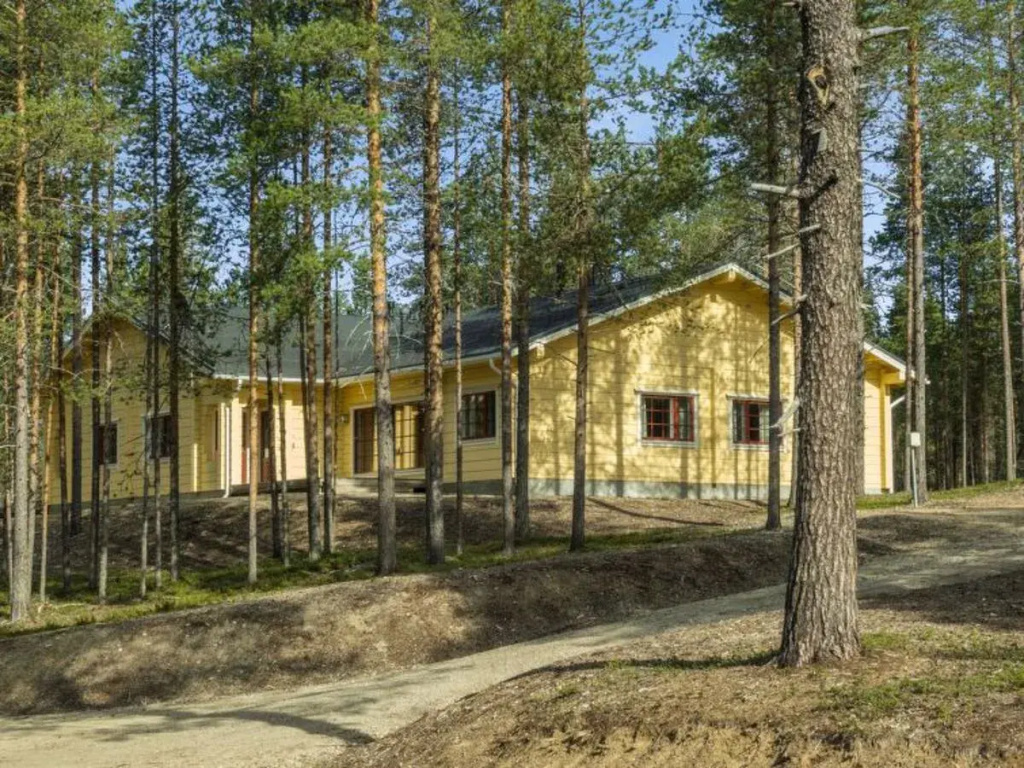 Sallan panparkstie 10 b