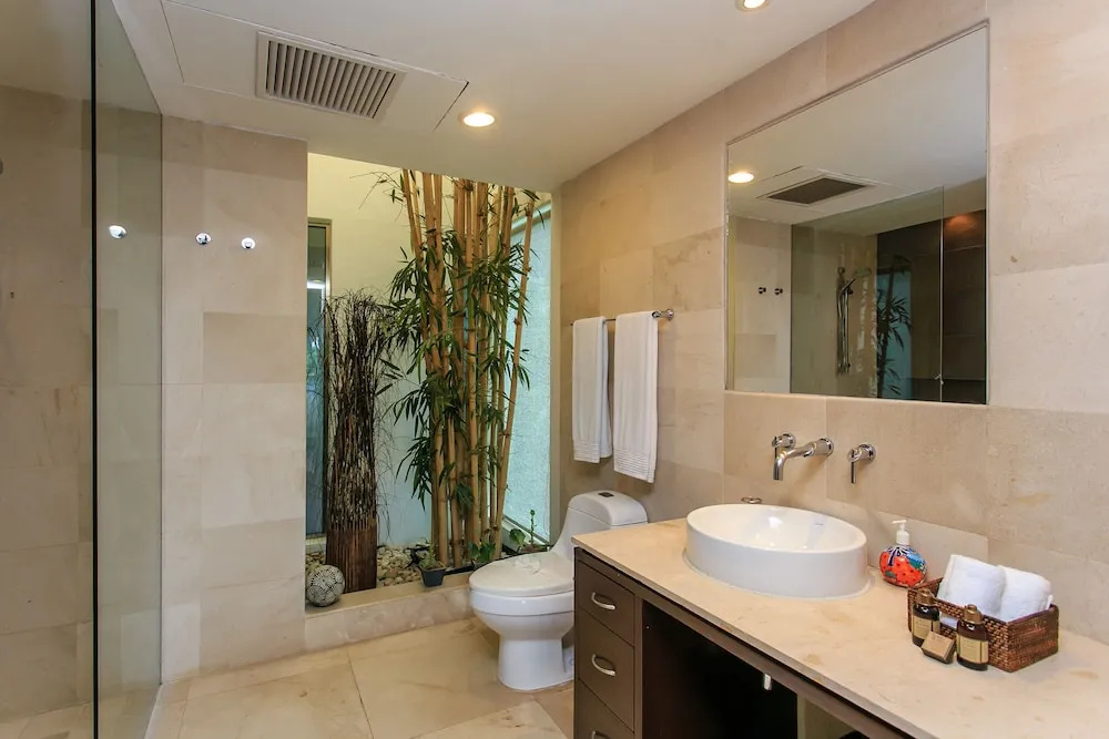 Penthouse via 38 Laguna by Stella Rentals