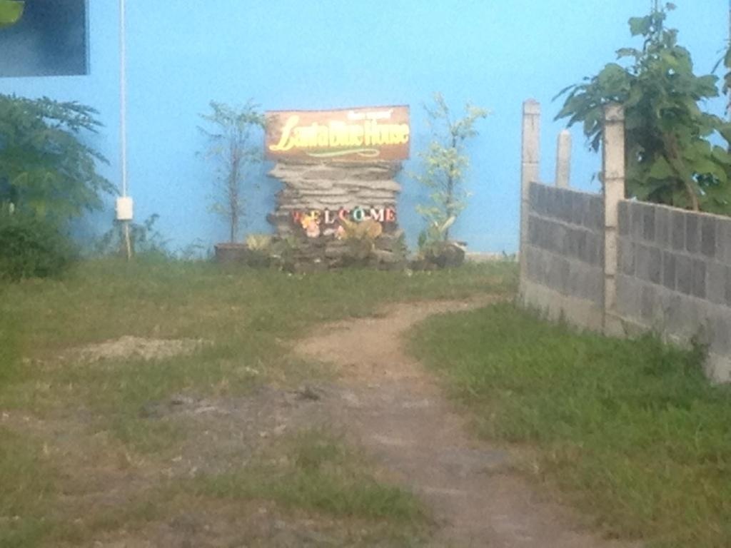 Lanta Blue House