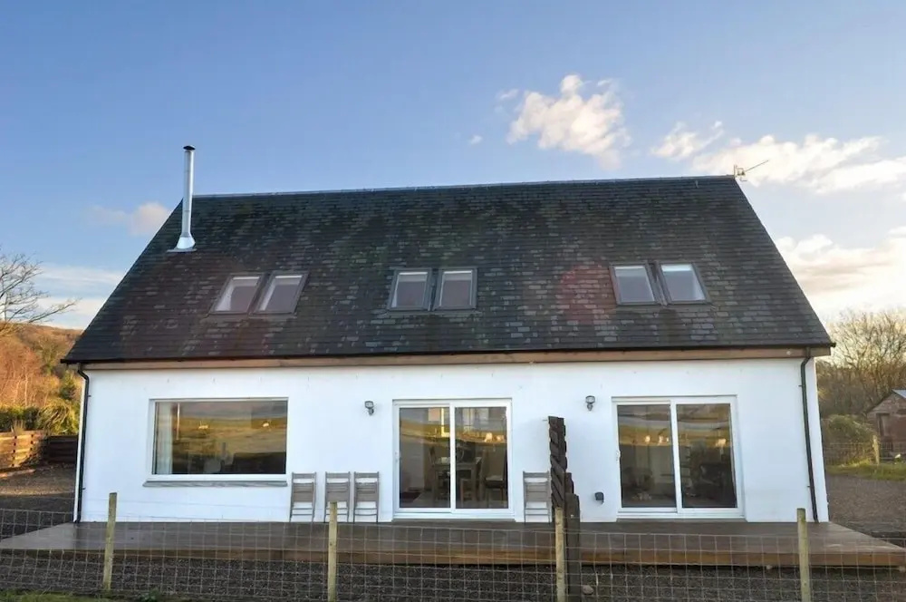 Lurach House