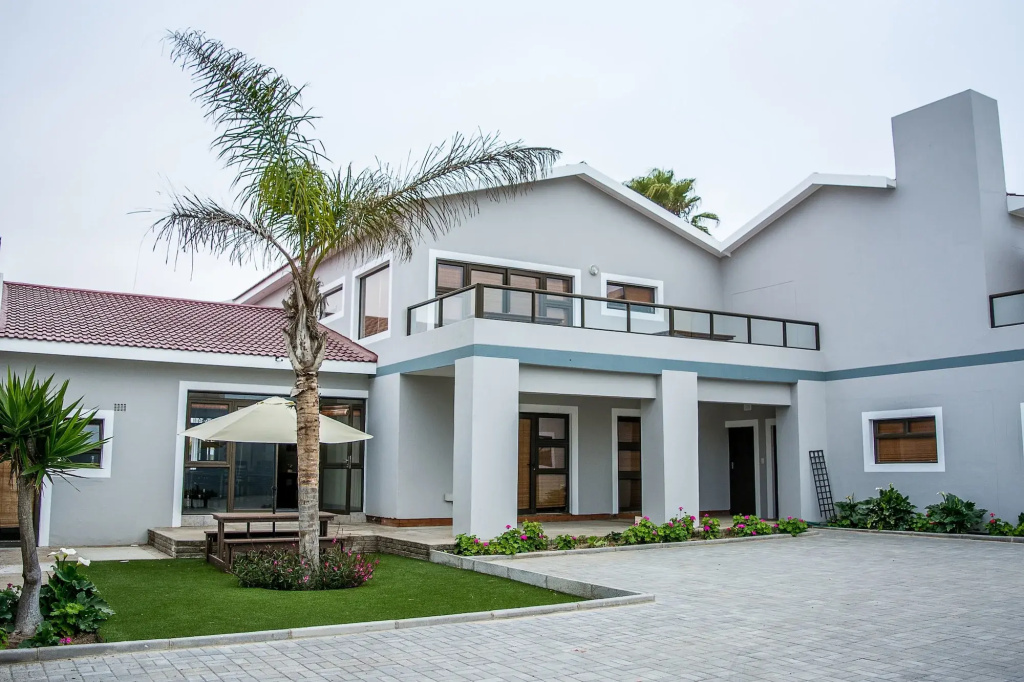 Sea View Bliss Guesthouse with self Catering