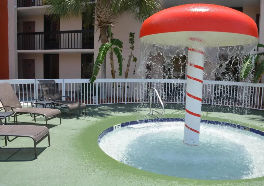 Grand Hotel Orlando at Universal Blvd - Shuttle to Theme Parks