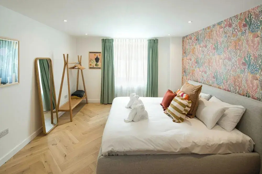 2Bed 2Bath Stunning Shoreditch Apartment