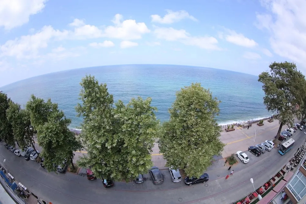 Bayraktar Hotel