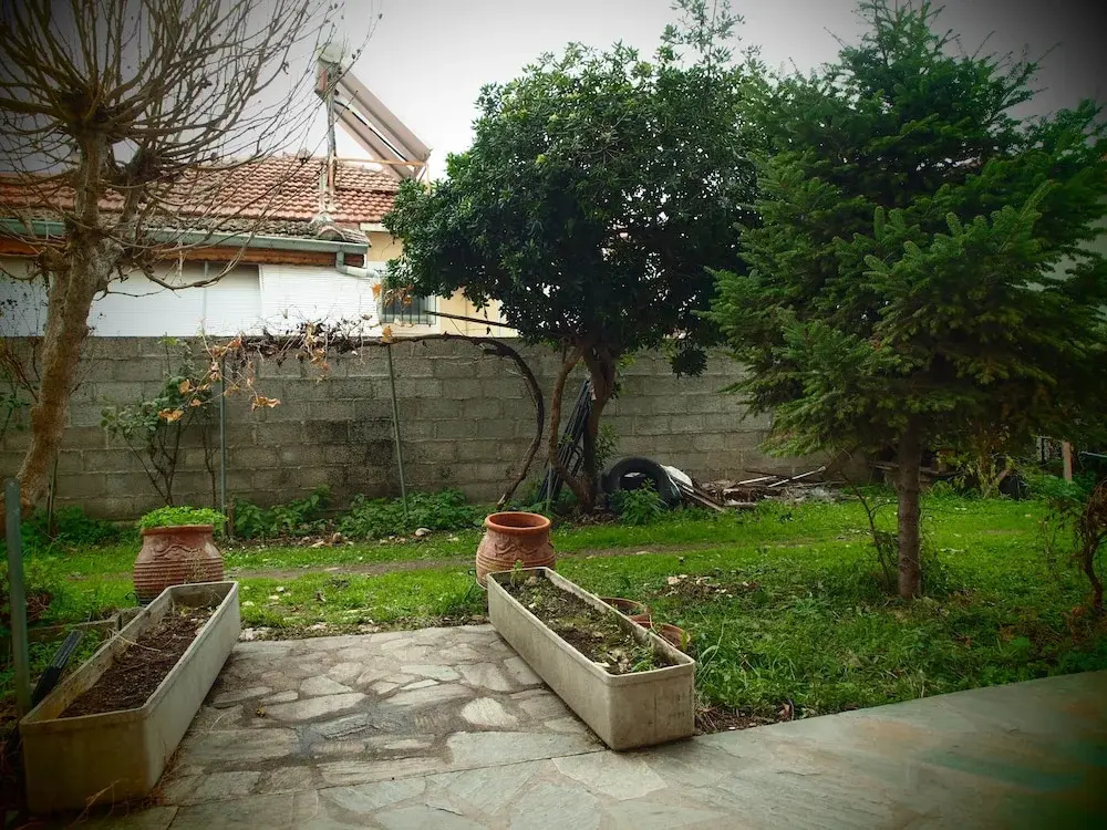 Charming Trikala Apartment With Garden & Central Heating