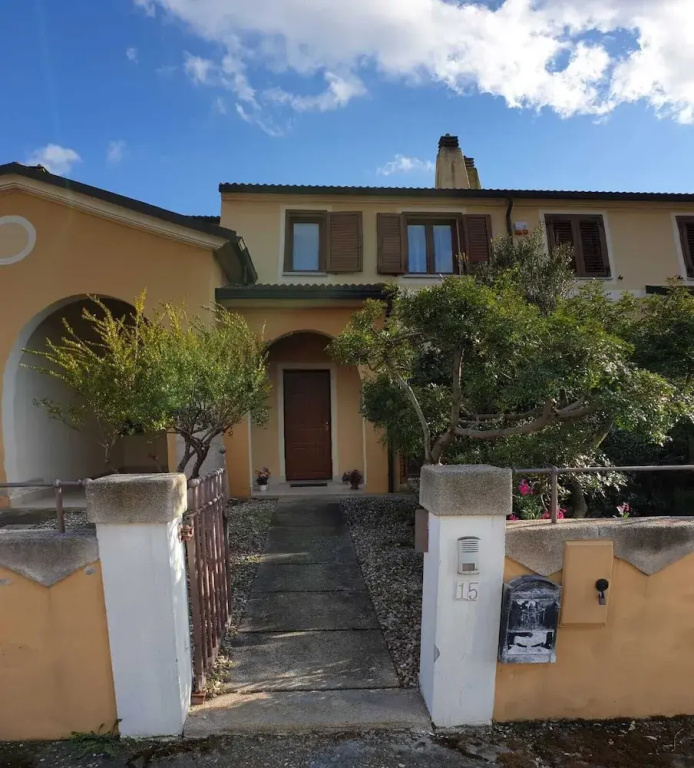 B&B Laguna