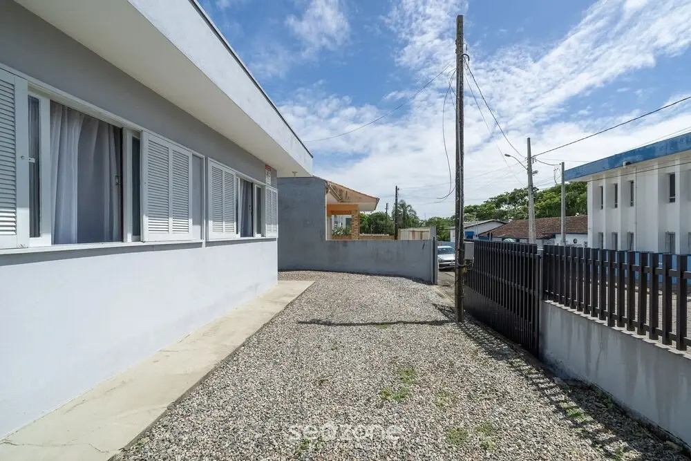 3BR Home w/ BBQ 100m From Beach Rpr056