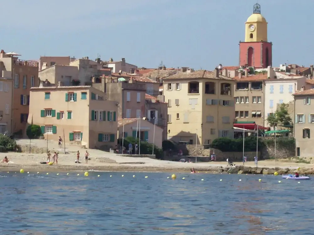 Lavish Holiday Home in Saint-Tropez near Beach