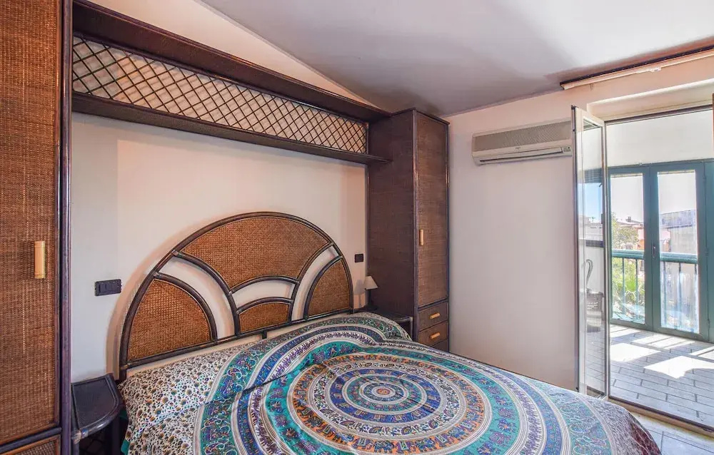 Stunning Apartment in LE Castella With Wifi and 1 Bedrooms