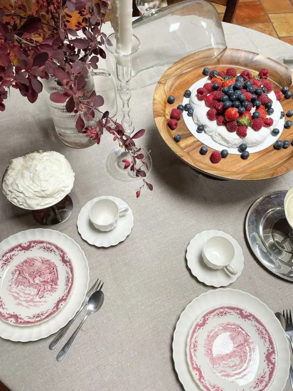 Maison piscine & tennis partagés