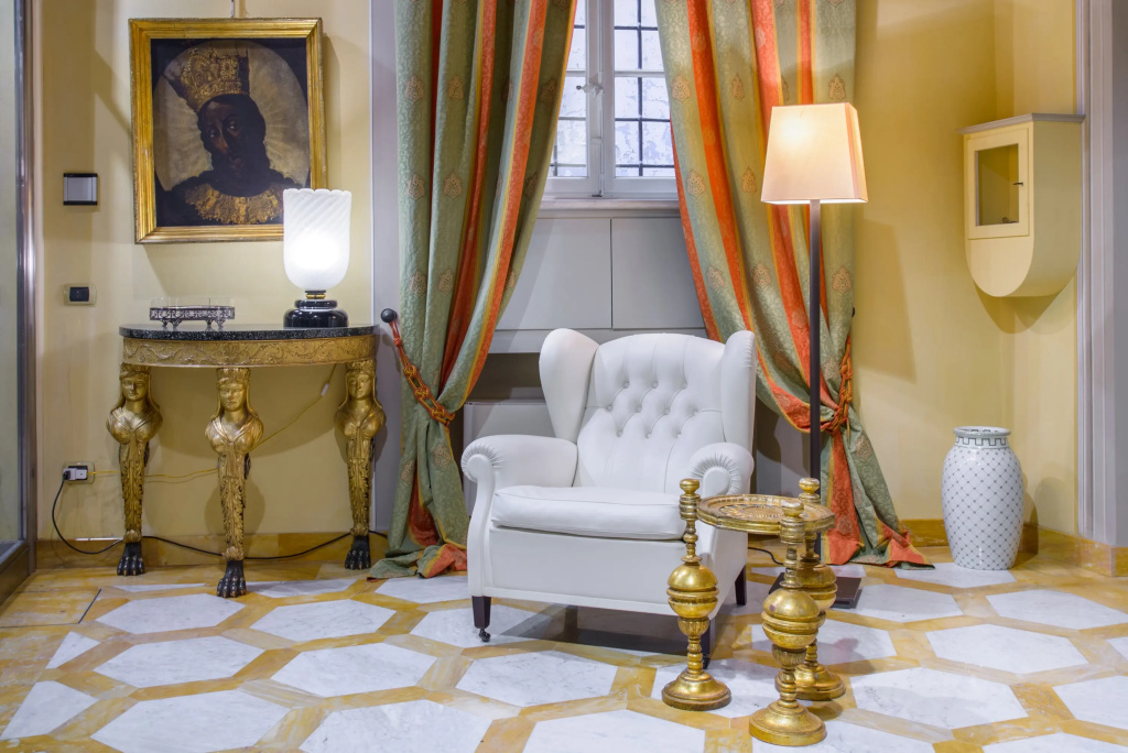 N.15 Santori Luxury Home