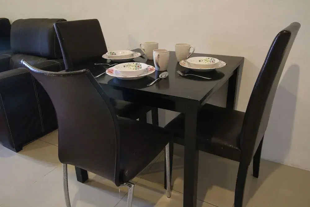 OYO Home 577 Premium 1BR Taragon Puteri