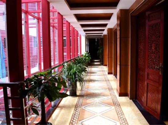 Phoenix Hotel