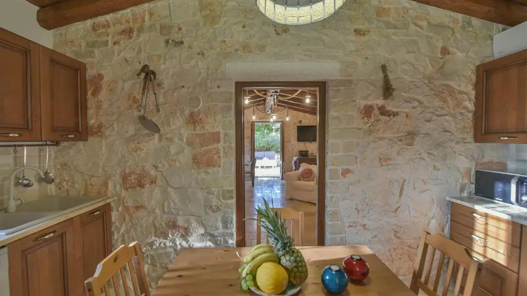 TRULLI ITALIA 6&2, Emma Villas