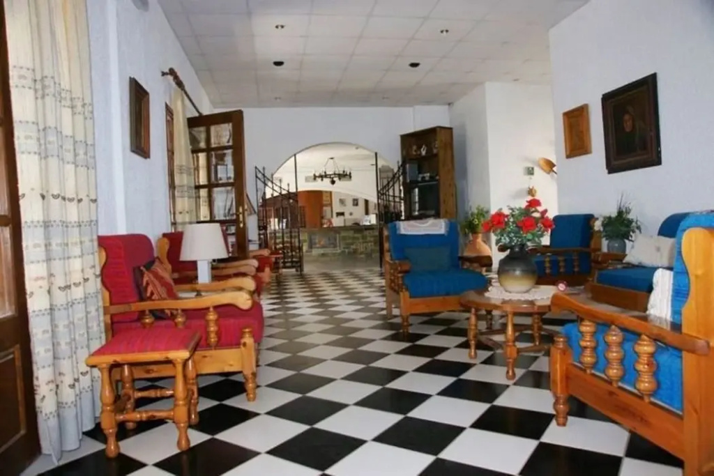 Saradari Beach Hotel