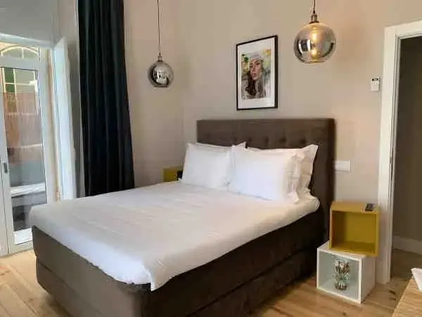 Temple Suites Guesthouse