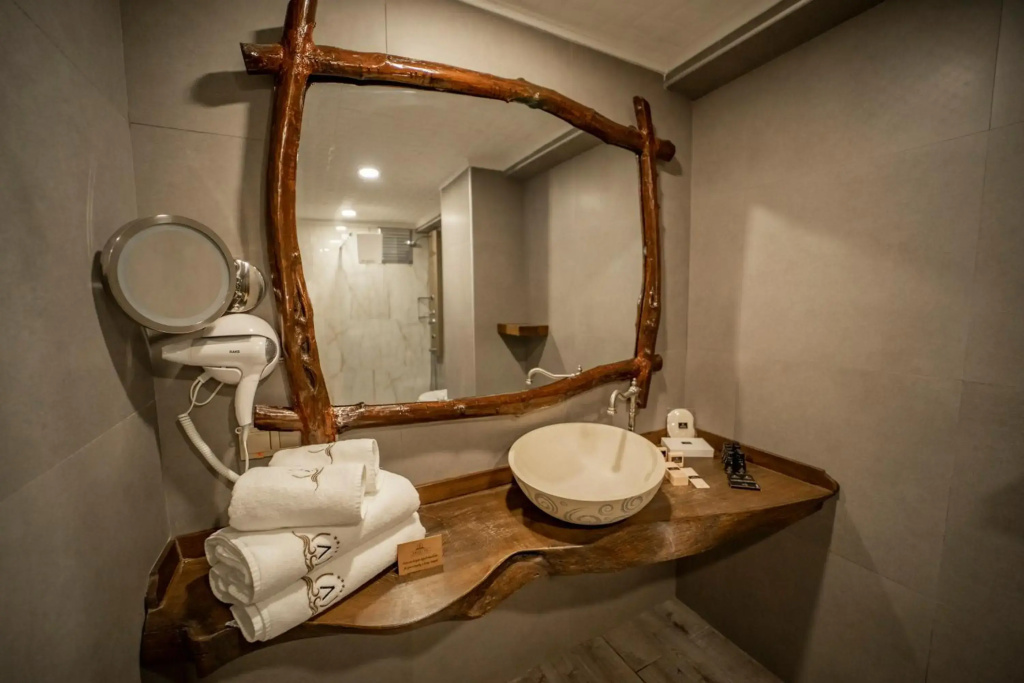 Aksular Hotel