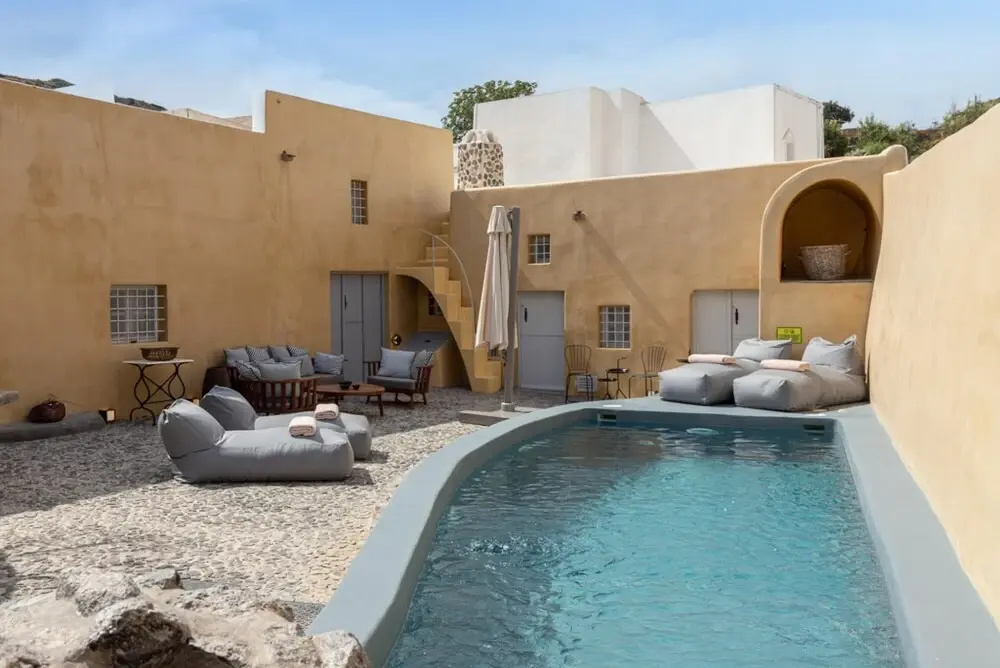 Nido House in Santorini
