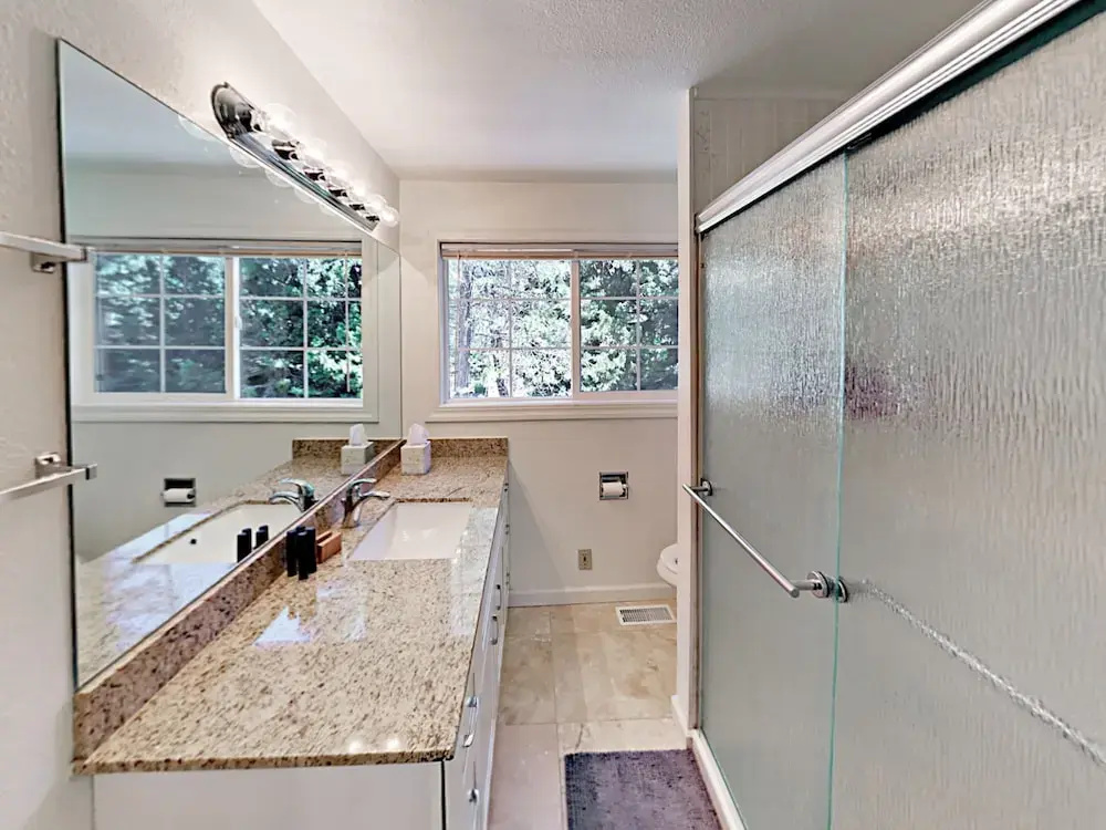 2641 Lipan Street Home 4 Bedrooms 3 Bathrooms Home