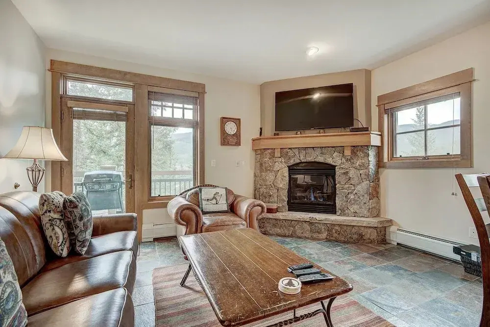 Luxurious 2 BR in River Run Village Featuring Ski in ski-out condo