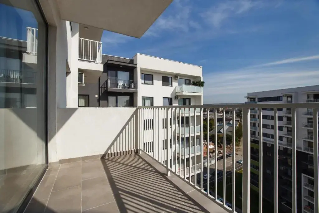 No. 10 - The Penthouse in City Center