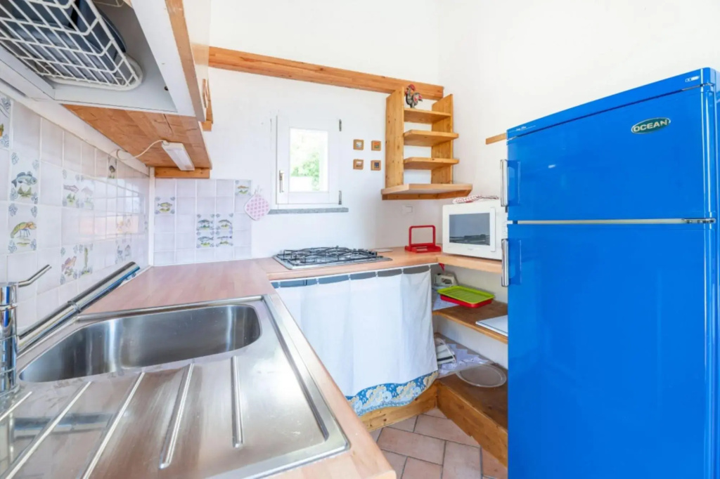 Villetta Sant'Andrea 400 meters from the beach with sea view terrace, garden and parking spaces-VILLETTA SANT'ANDREA