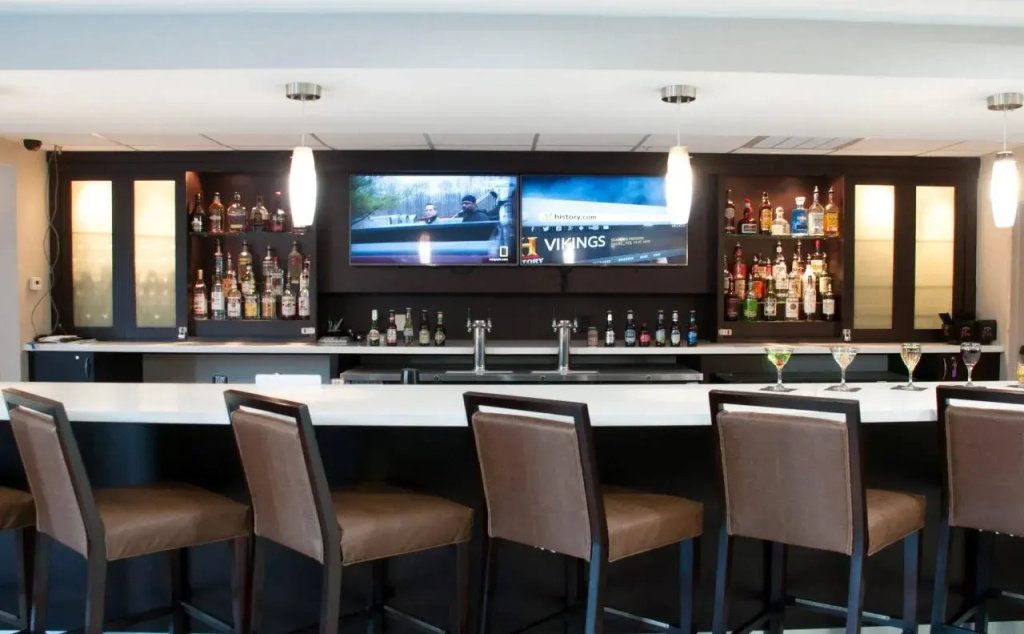 Holiday Inn Savannah South - I-95 Gateway by IHG