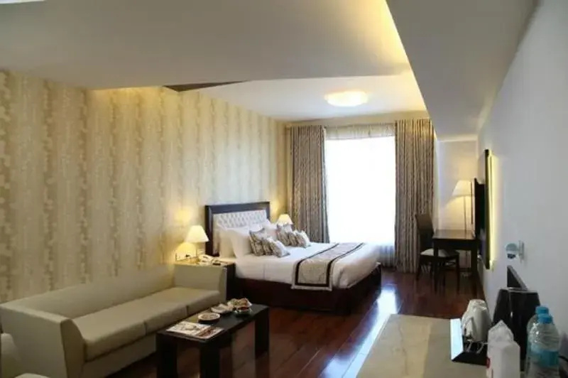 Tree House Hotel Gurgaon