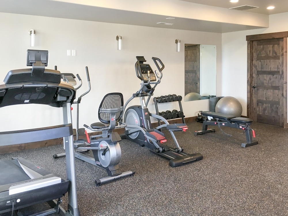 3793 Blackstone Drive Condo Unit 1G 2 Bedrooms 2.5 Bathrooms Condo
