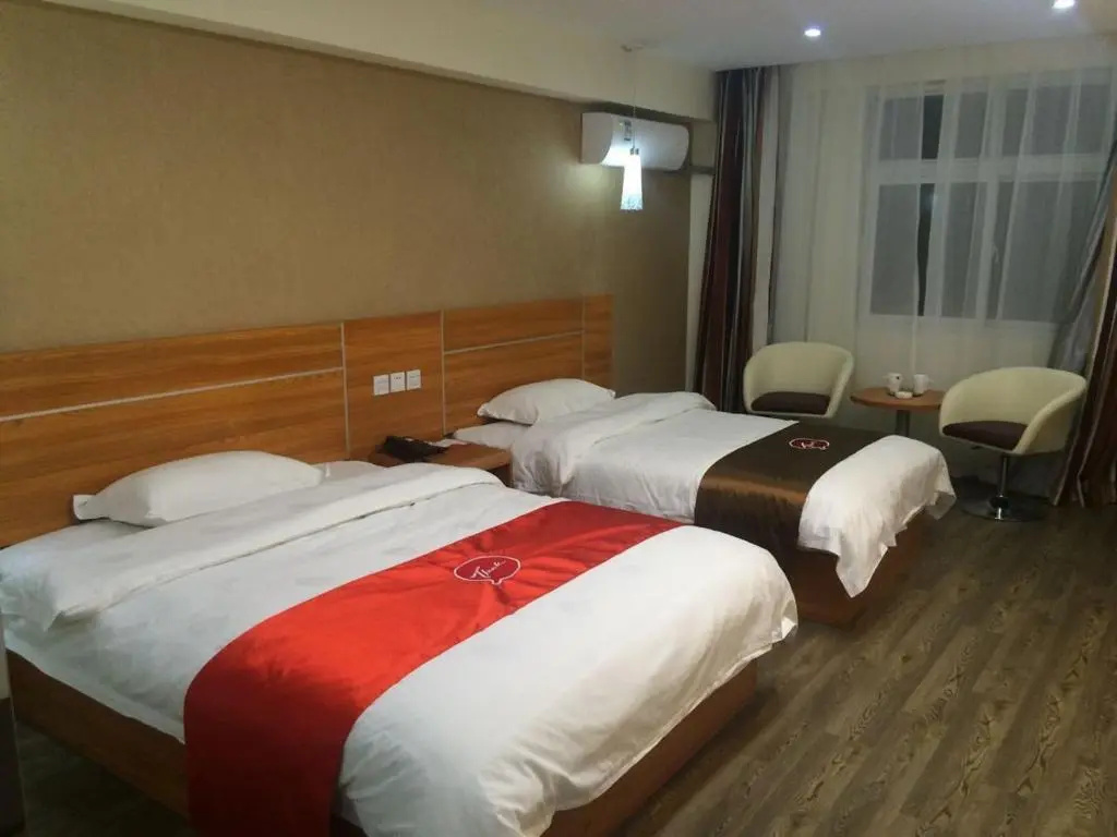 Shankee Hotel (Zhoukou Chuanhui District Red Star Macalline)