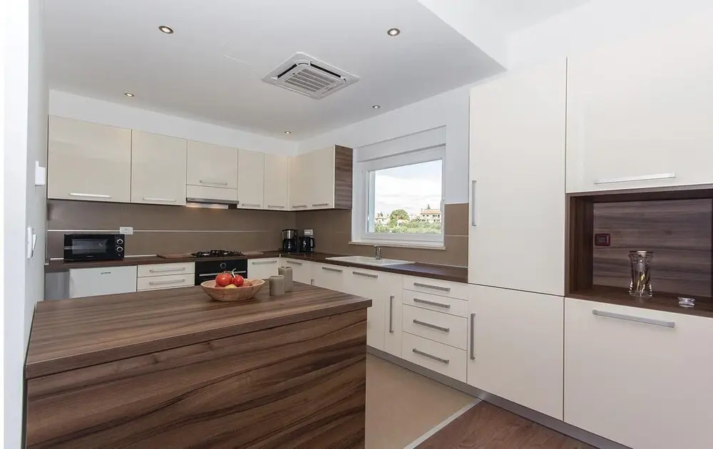 Nice Home in Pula With Wifi and 4 Bedrooms