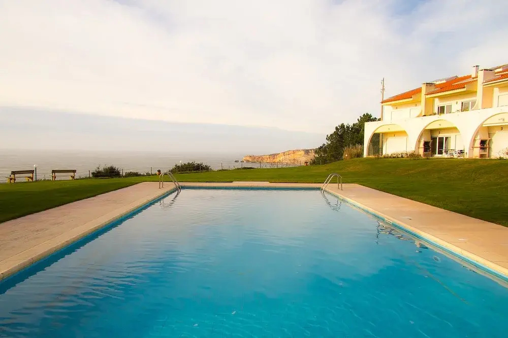Liiiving in Nazare - Bay View Villas