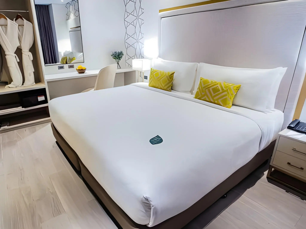 Summit Hotel Naga