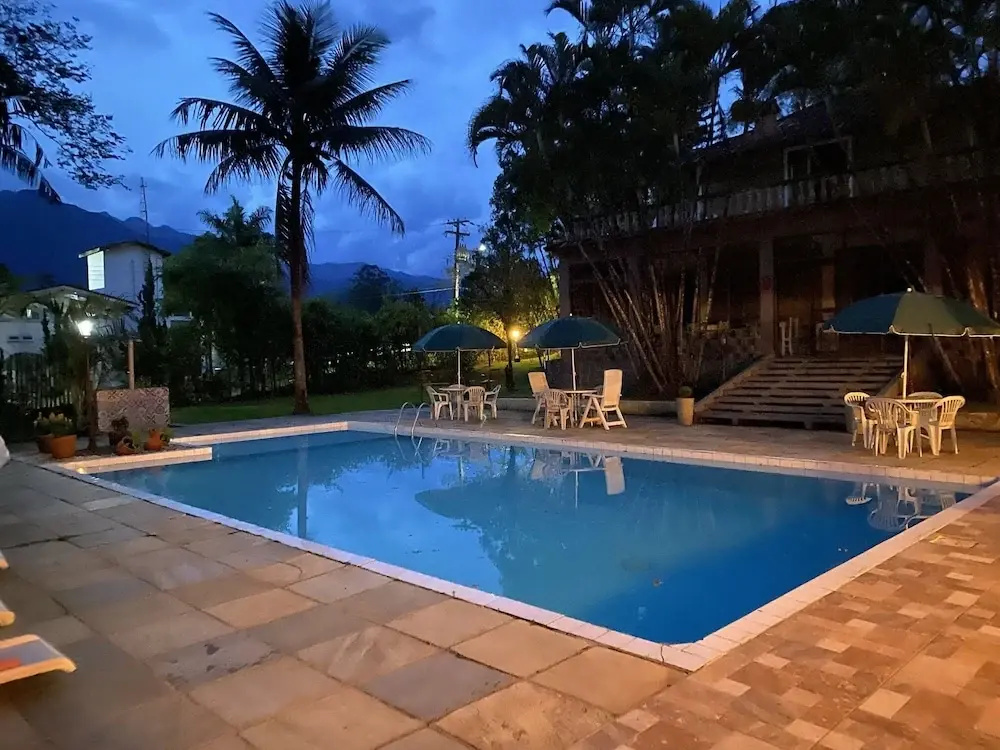 Village Colonial Hotel