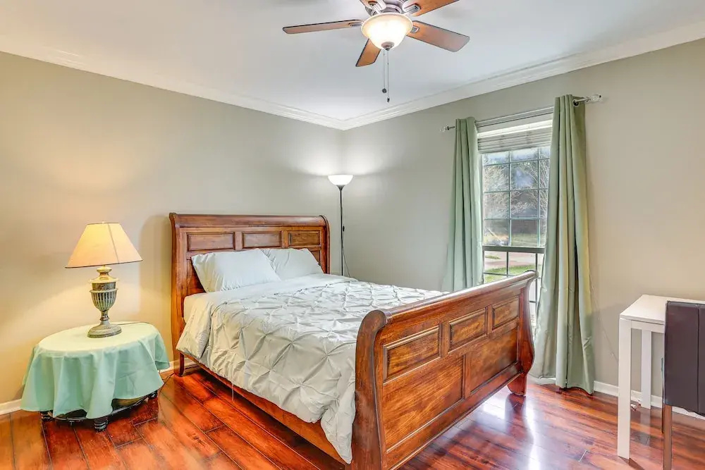 Houston Home w/ Screened Porch, Near Sugar Land!