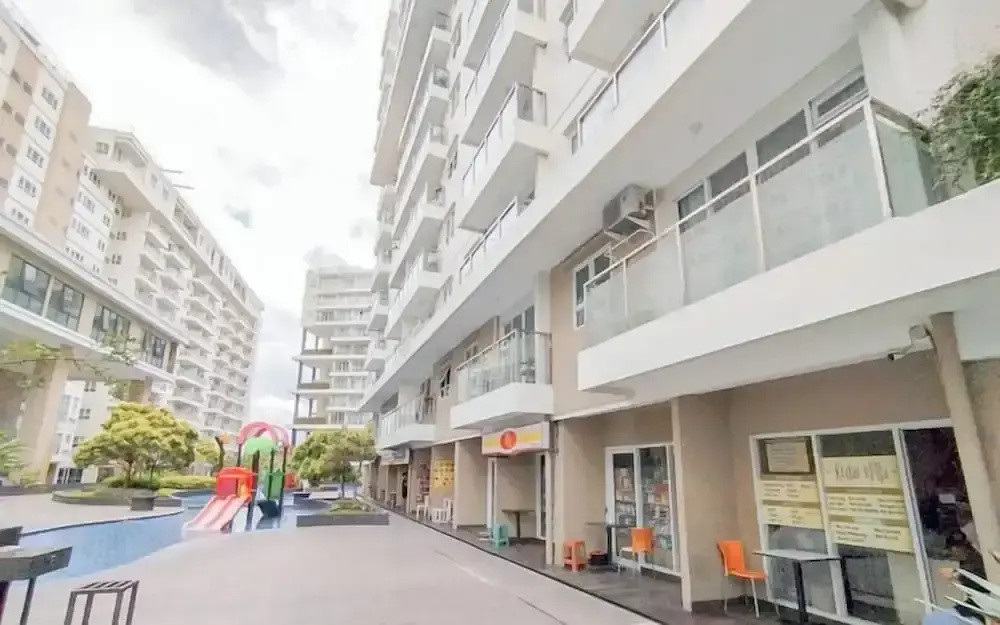 The Modern Classic 2Br With Scenic View At Gateway Pasteur Apartment