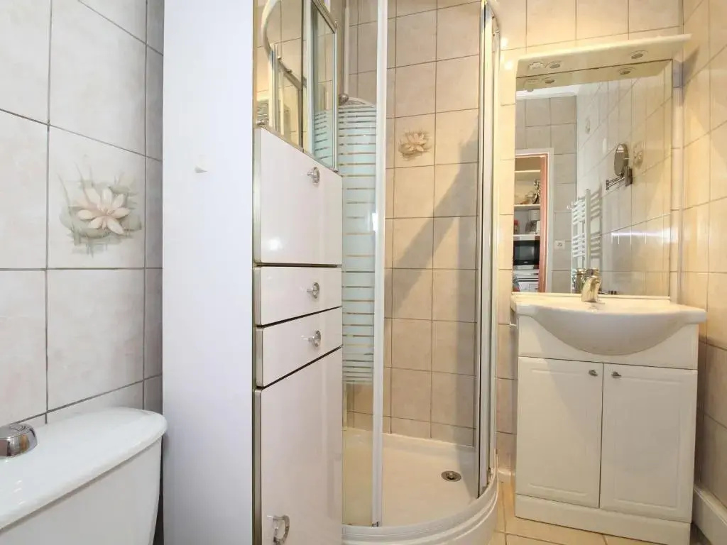 Studio Balaruc-les-Bains, 1 pièce, 2 personnes - FR-1-553-41